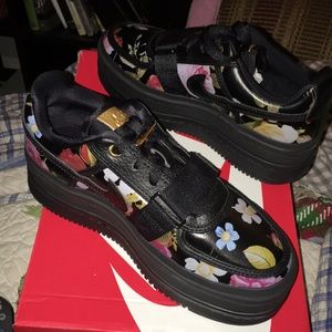 women's vandal 2k floral